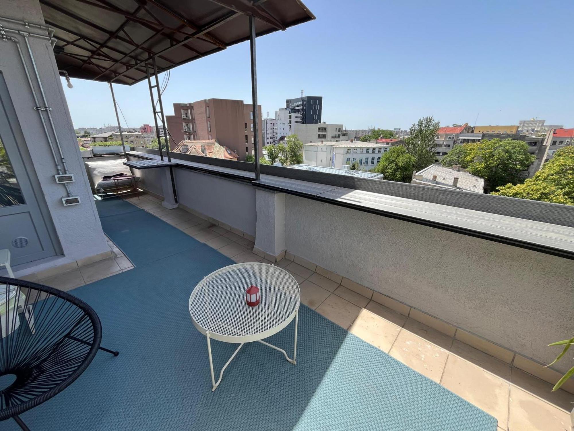 Terrace View Downtown Studio Бухарест Экстерьер фото